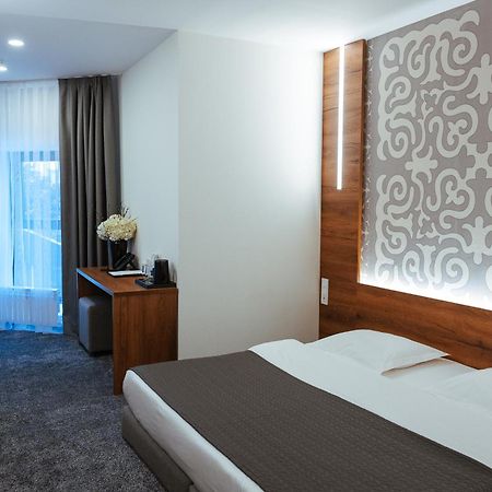 Duo Hotel By Futuro Biškek Exteriér fotografie