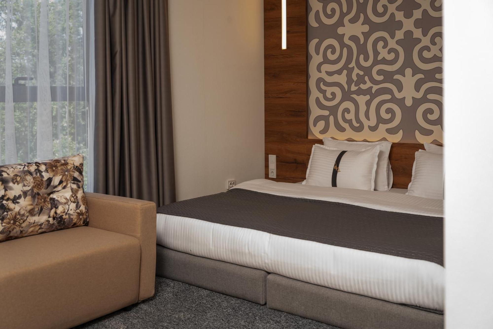 Duo Hotel By Futuro Biškek Exteriér fotografie