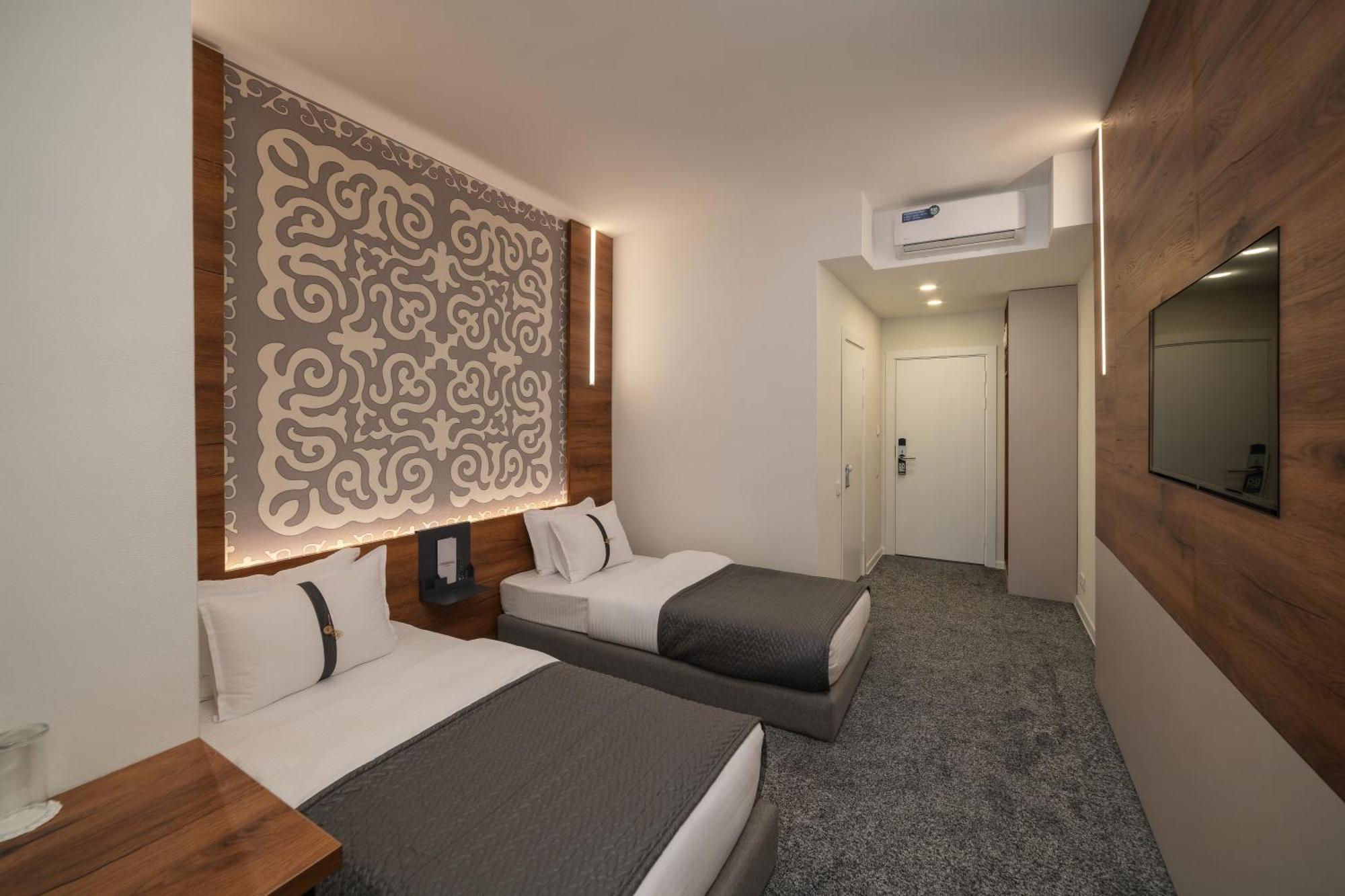 Duo Hotel By Futuro Biškek Exteriér fotografie