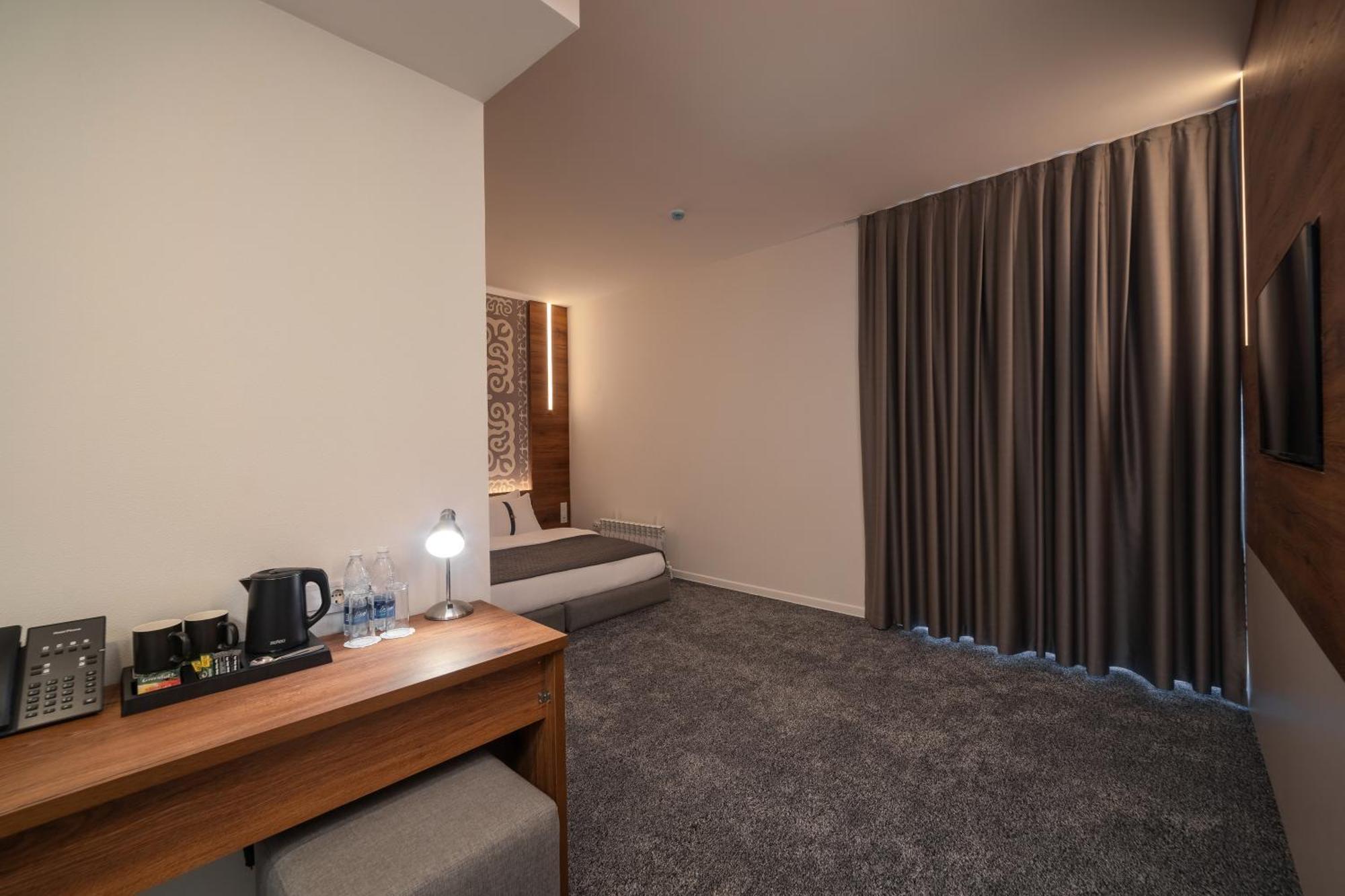 Duo Hotel By Futuro Biškek Exteriér fotografie