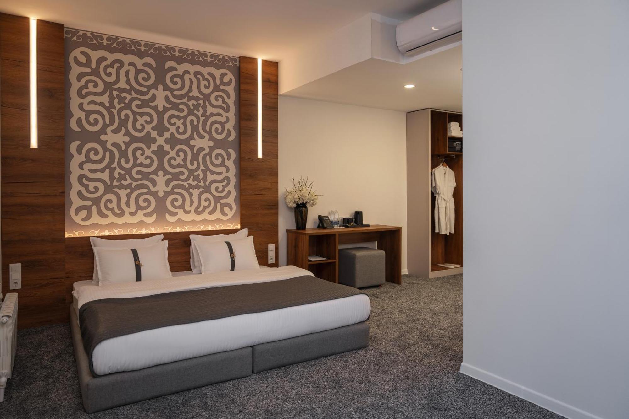 Duo Hotel By Futuro Biškek Exteriér fotografie