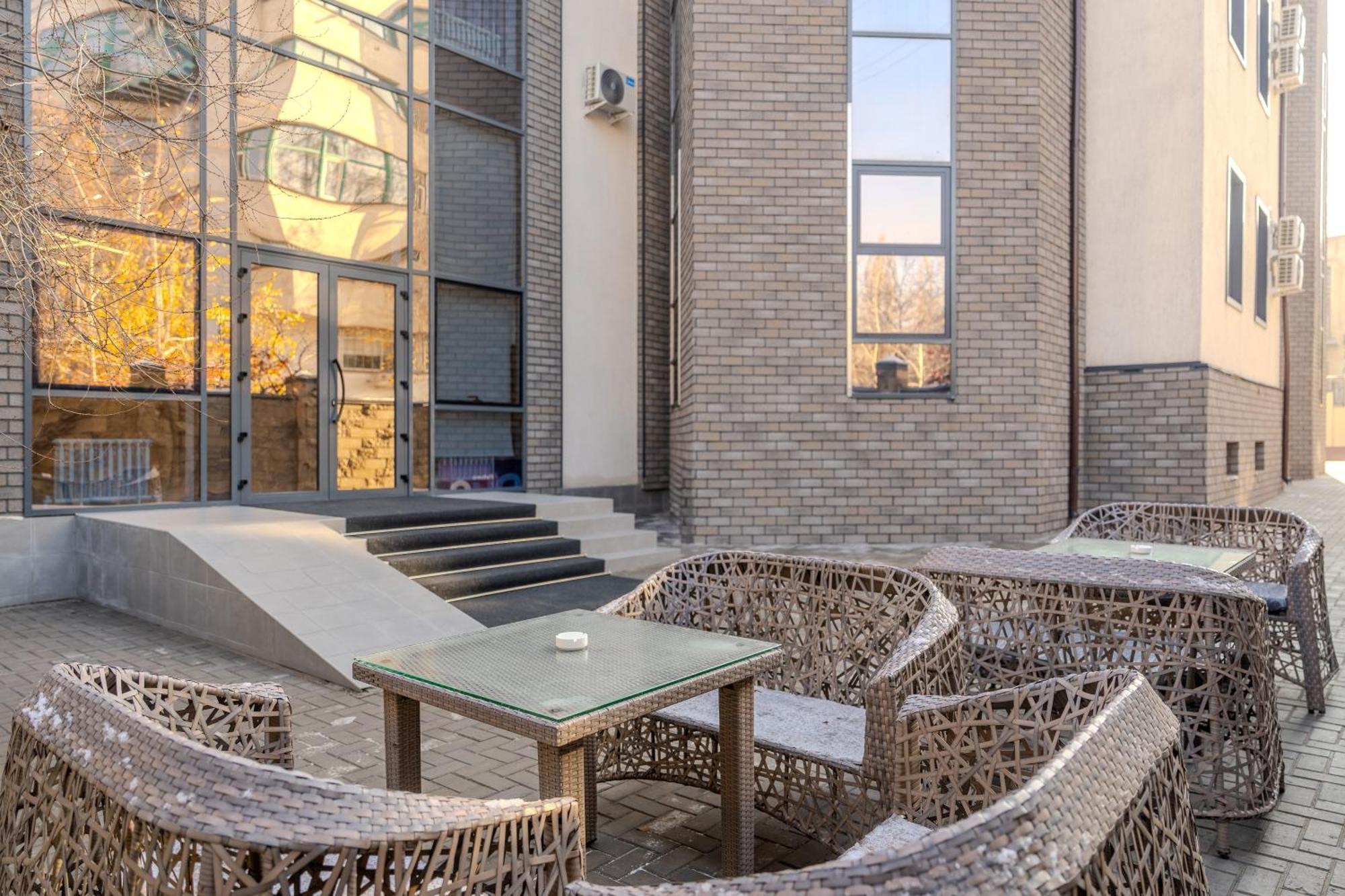 Duo Hotel By Futuro Biškek Exteriér fotografie